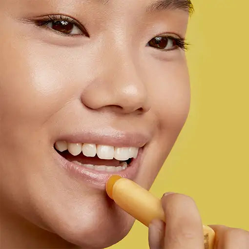 Innisfree Soft lip balm intensive moisture - with canola honey 3.5g Korean beauty product image 7