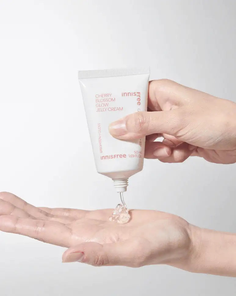 Innisfree Dewy glow jelly cream - with Jeju cherry blossom 50ml Korean beauty product image 10