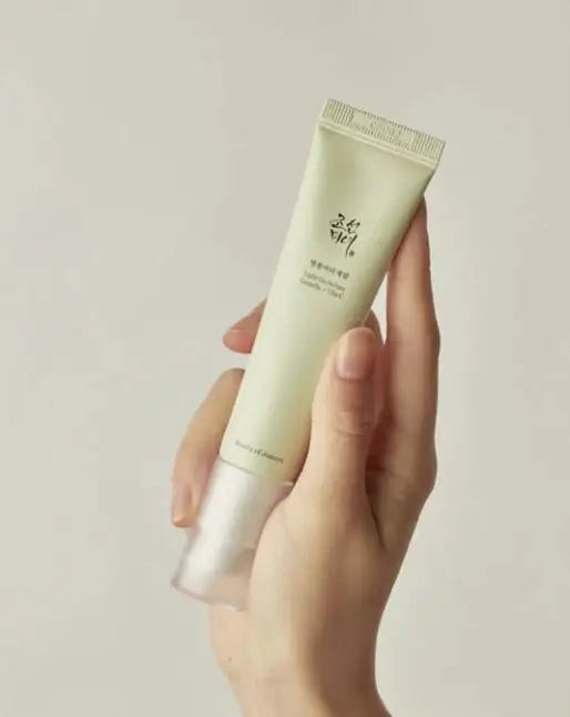 BeautyOfJoseon Light On Serum: Centella + Vita C 30ml — Brightening Facial Serum — product detail 4