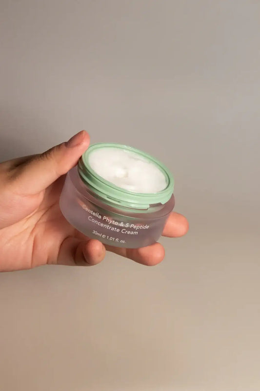 haruharu wonder Centella Phyto & 5 Peptide Concentrate Cream 30ml Korean beauty product image 2