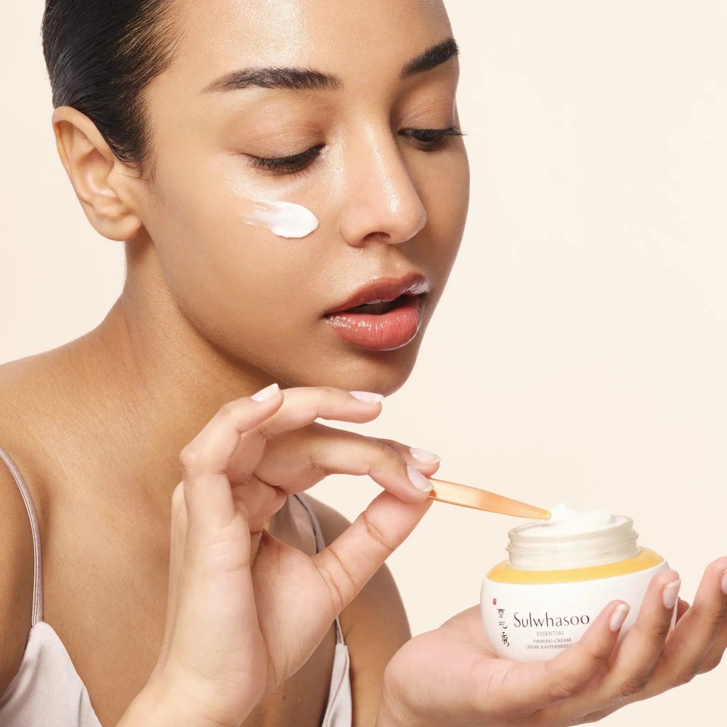 Sulwhasoo Essential Comfort Firming Cream 50ml luxury Korean beauty product image 6