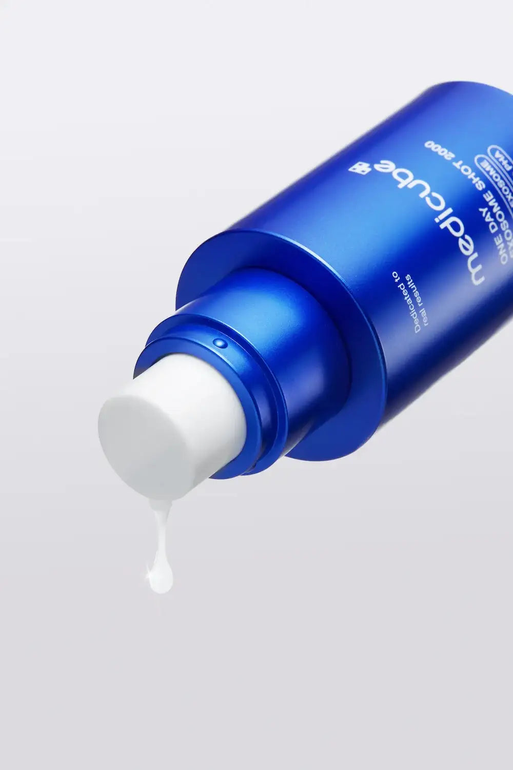 Medicube One Day Exosome Shot Pore Serum 2000 30ml Korean skincare product view 4