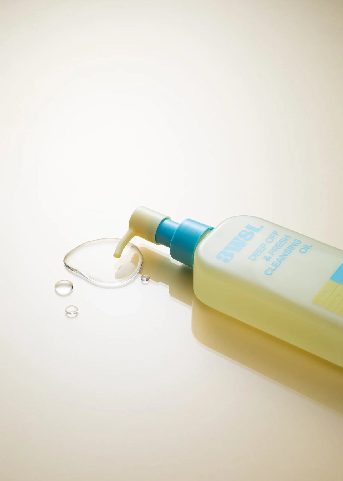 3W8L Deep Off & Fresh Cleansing Oil 205ml Korean oil cleanser