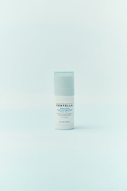 [Skin1004] Madagascar Centella Hyalu-Cica Silky Fit Sun Stick 7g