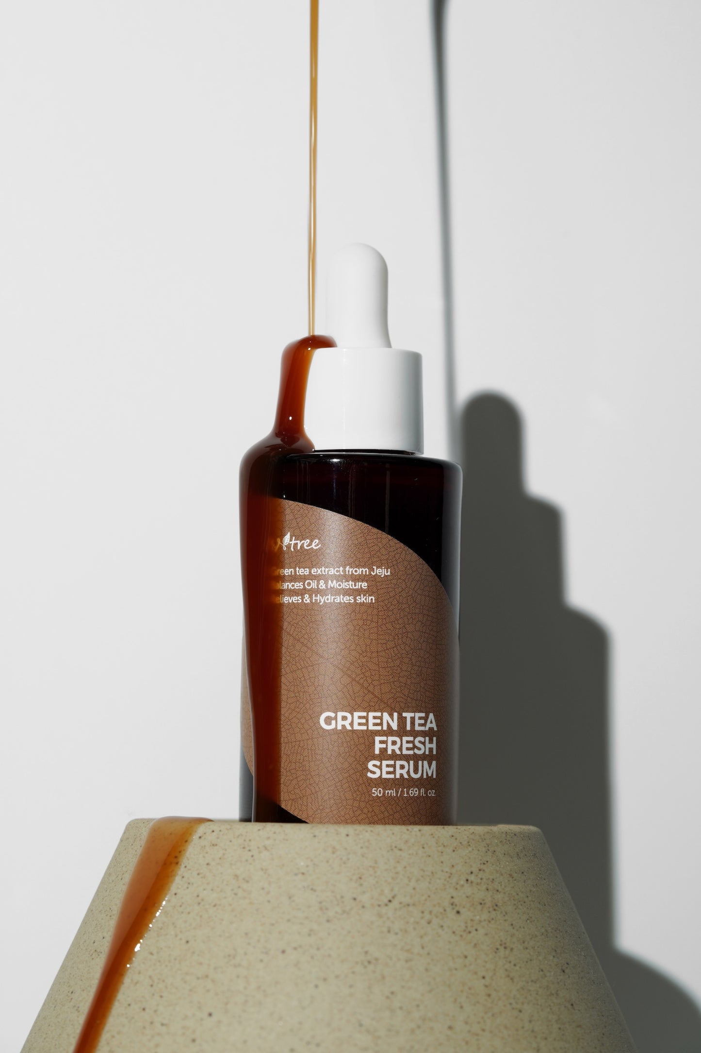 [Isntree] 綠茶清爽精華液 50ml